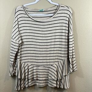 Mint Julep 3/4 flounce sleeve layered ruffle hem‎ striped shirt blouse, sz S